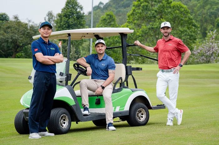 Jack Nicklaus Academies cung cấp mô hình đào tạo kết hợp giáo trình chuyên sâu, công nghệ hiện đại cùng đội ngũ huấn luyện viên giàu kinh nghiệm.