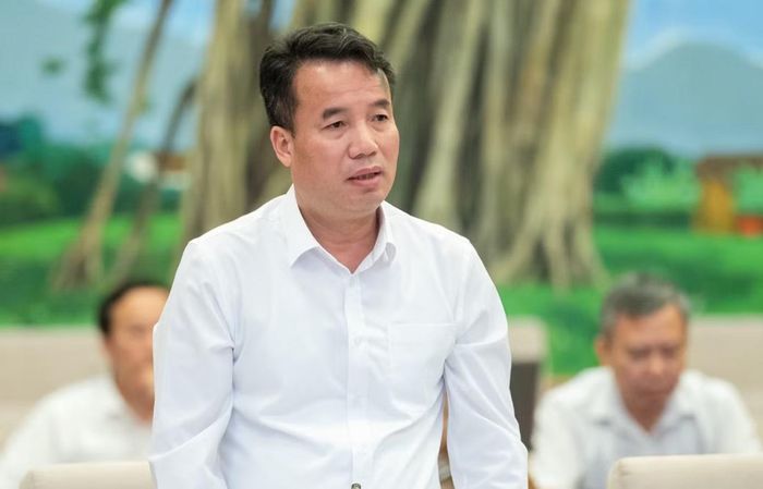 Phê chuẩn kết quả bầu chức Chủ tịch UBND tỉnh Thái Nguyên đối với ông Nguyễn Thế Mạnh. (Ảnh: Phạm Thắng)
