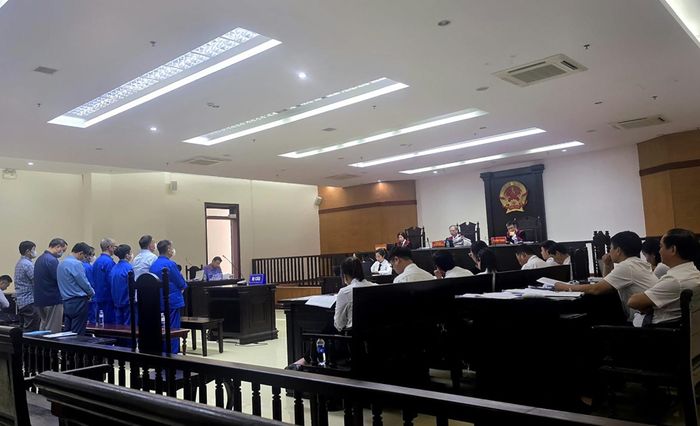 Toàn cảnh phiên tòa.