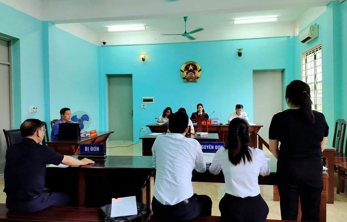 Toàn cảnh phiên tòa xét xử ngày hôm nay.