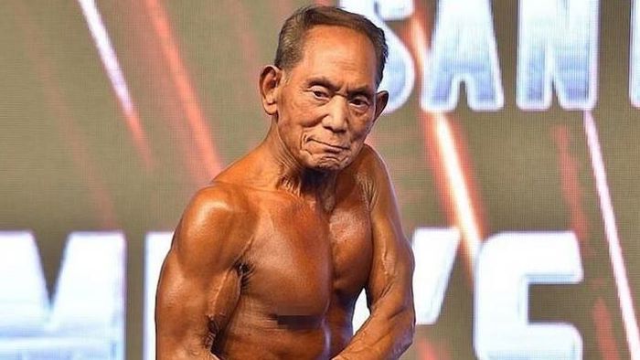 Ông Kanazawa bền bỉ theo đuổi môn thể hình hàng chục năm qua. Ảnh: TK