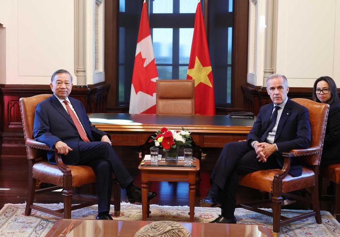 Tổng Bí thư, Chủ tịch nước Tô Lâm chuyển lời thăm hỏi, lời chúc tốt đẹp của Thủ tướng Lê Minh Hưng tới Thủ tướng Mark Carney và mong sớm đón Thủ tướng thăm Việt Nam. Ảnh: TTXVN