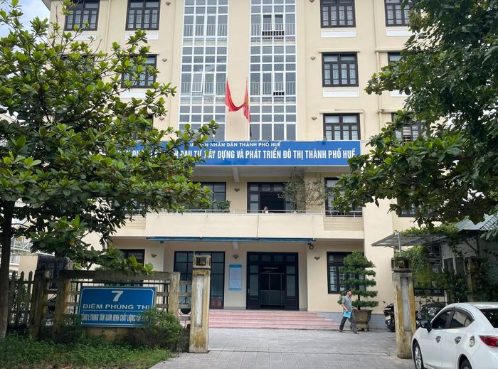 Ban QLDA đầu tư xây dựng Nam Sông Hương được UBND TP Huế thành lập trên cơ sở tổ chức lại Ban QLDA đầu tư xây dựng và phát triển đô thị và Ban QLDA đầu tư xây dựng khu vực 3. Ảnh: Lê Bằng
