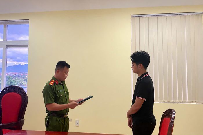Bị can Trương Minh Hiếu tại cơ quan công an. Ảnh: Công an TP Quảng Ninh