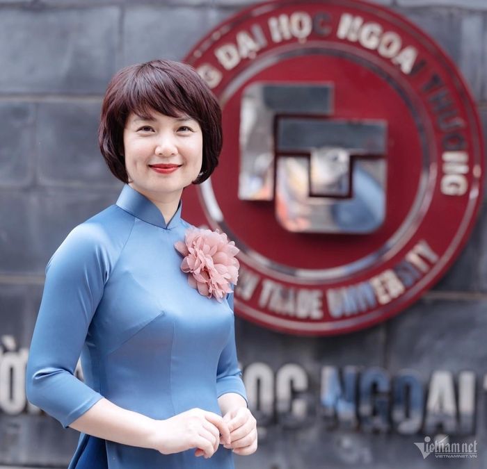 PGS.TS Phạm Thu Hương, Hiệu trưởng Trường ĐH Ngoại thương.