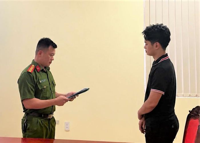Bị can Trương Minh Hiếu tại cơ quan Công an.