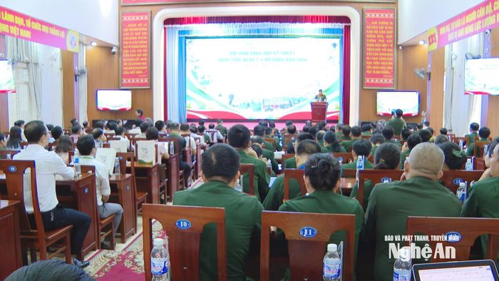 Toàn cảnh hội nghị. Ảnh: Hữu Dũng