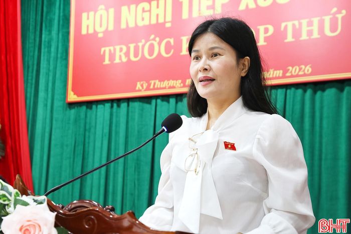 Đại biểu Bùi Thị Quỳnh Thơ - Phó Chủ nhiệm Ủy ban Công tác đại biểu của Quốc hội tiếp thu, giải trình.