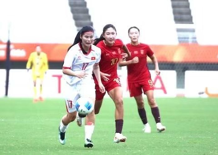 ĐT Việt Nam đã gặp sức ép cực lớn từ ĐT Trung Quốc. ảnh: VFF