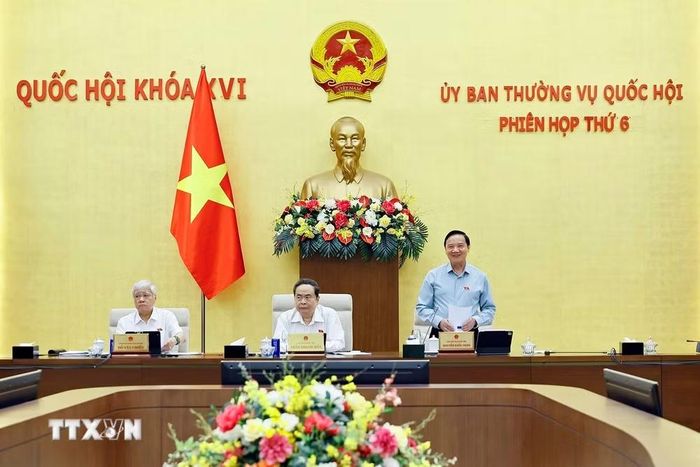 Phó Chủ tịch Quốc hội Nguyễn Khắc Định phát biểu. (Ảnh: Doãn Tấn/TTXVN)