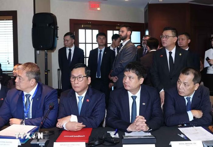 Các đại biểu tham dự Tọa đàm cấp cao doanh nghiệp Việt Nam-Canada. (Ảnh: Thống Nhất/TTXVN)