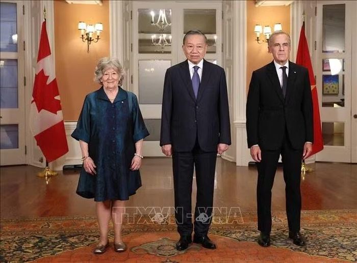 Tổng Bí thư, Chủ tịch nước Tô Lâm, Toàn quyền Canada Louise Arbour và Thủ tướng Canada Mark Carney. Ảnh: Thống Nhất/TTXVN