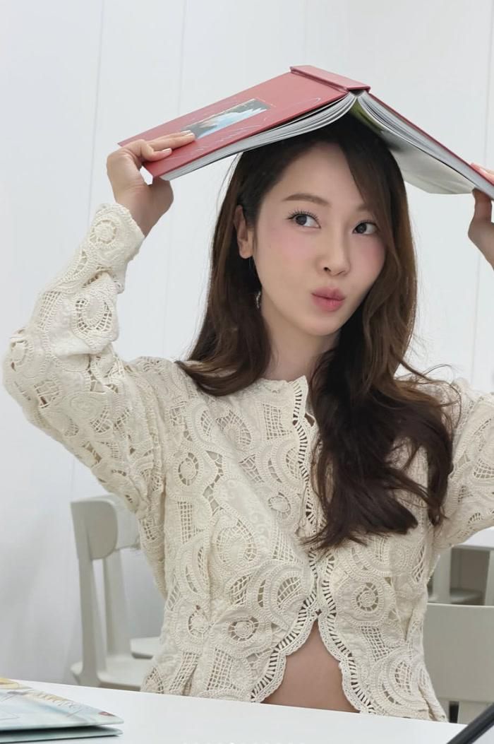 Hình ảnh mới của Jessica nhanh chóng nhận được nhiều lời khen từ khán giả.