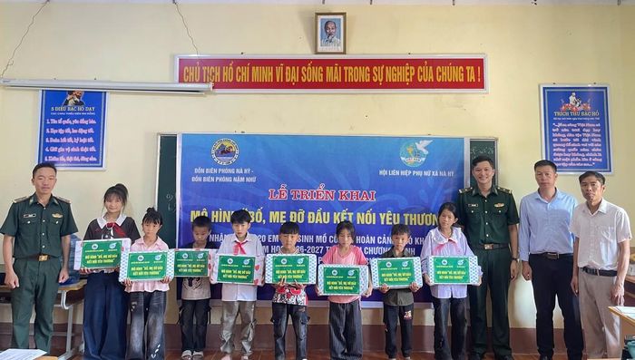 Mô hình "Bố mẹ đỡ đầu kết nối yêu thương" sẽ gieo vào lòng các em nhỏ một niềm tin rằng trên hành trình phía trước, mình không đơn độc.