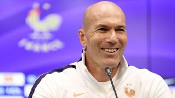 Zidane đã chia sẻ cảm xúc của mình trước màn ra mắt dẫn dắt đội tuyển Pháp. Ảnh: Ali Atmaca/Anadolu qua Getty Images