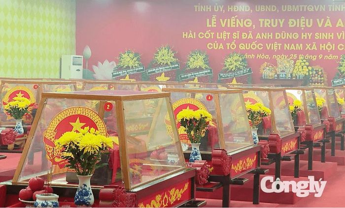 Lễ viếng, truy điệu và an táng 45 hài cốt liệt sĩ được tìm kiếm, quy tập tại nhiều địa bàn trên tỉnh.