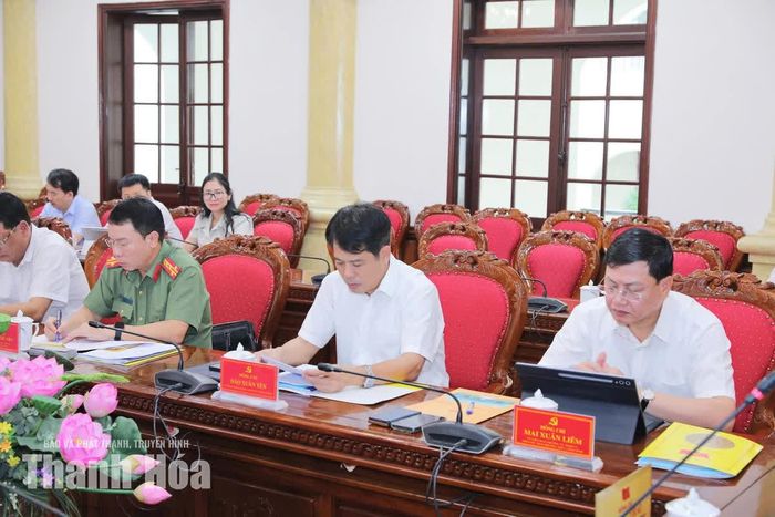 Đại biểu dự buổi làm việc.