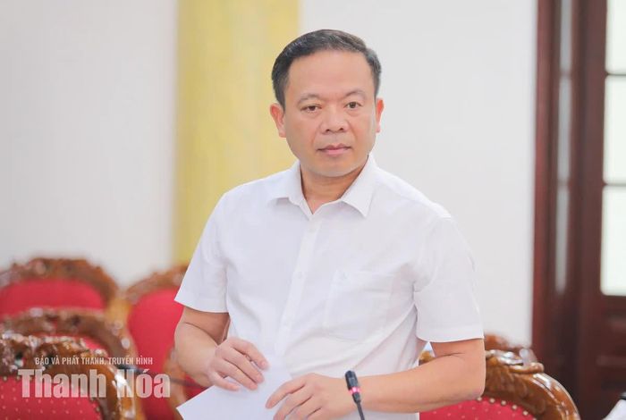 Bí thư Đảng ủy, Chủ tịch HĐND phường Đông Sơn Nguyễn Văn Tứ phát biểu tại buổi làm việc.