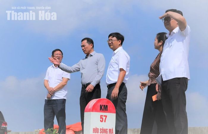 Chủ tịch UBND tỉnh Tô Anh Dũng kiểm tra, chỉ đạo triển khai dự án xử lý nước thải tập trung của khu vực Sầm Sơn.