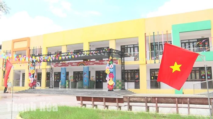 Trường Mầm non Đồng Tiến sau khi được dọn vệ sinh đã trở nên khang trang, sạch sẽ.