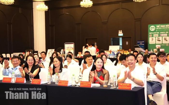 Đại diện các doanh nghiệp dự hội nghị.