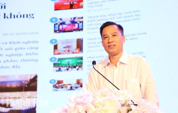 TS Hoàng Anh Tuấn, Tổng Biên tập Cổng thông tin điện tử của Hiệp hội Khởi nghiệp Quốc gia trao đổi các nội dung tại hội nghị.