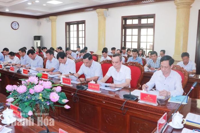 Đại diện Đảng ủy các địa phương dự hội nghị.