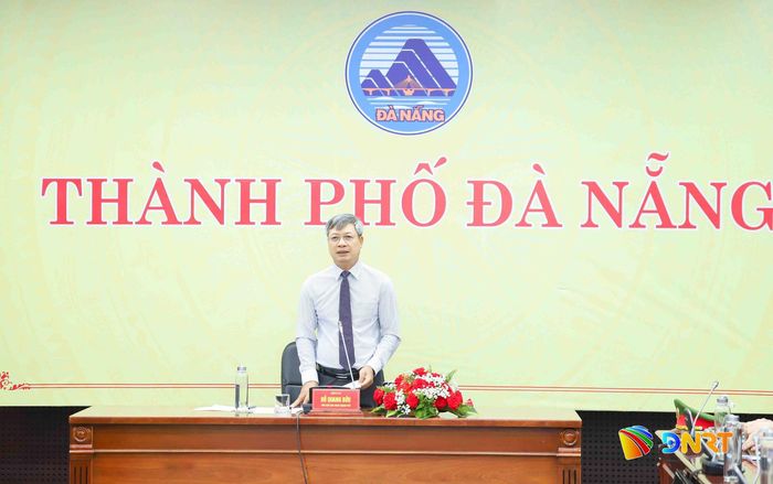 Phó Chủ tịch UBND thành phố Hồ Quang Bửu kết luận hội nghị. Ảnh: NGỌC PHÚ