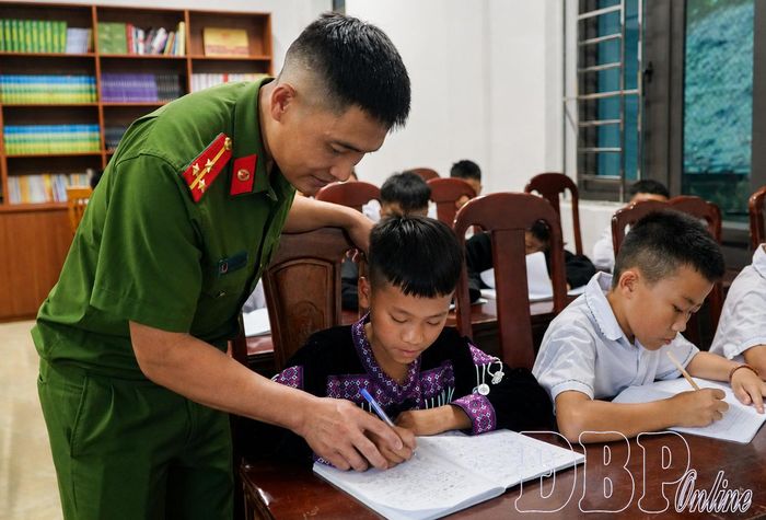 Các em nhỏ đã tự tin học tập, hòa nhập cùng các bạn trong Mái ấm Nhân ái - Hữu nghị.