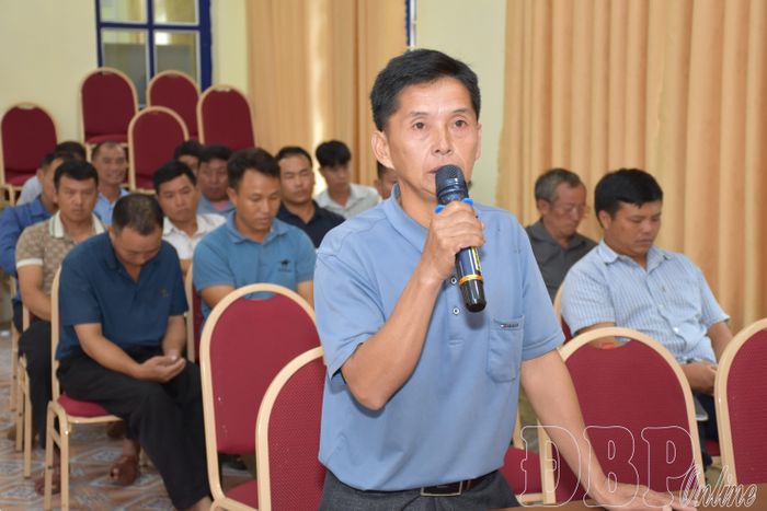 Cứ tri xã Mường Toong kiến nghị việc xây dựng nhà văn hóa tại hội nghị tiếp xúc cử tri của đại biểu HĐND tỉnh và lãnh đạo xã ngày 4/8/2026.