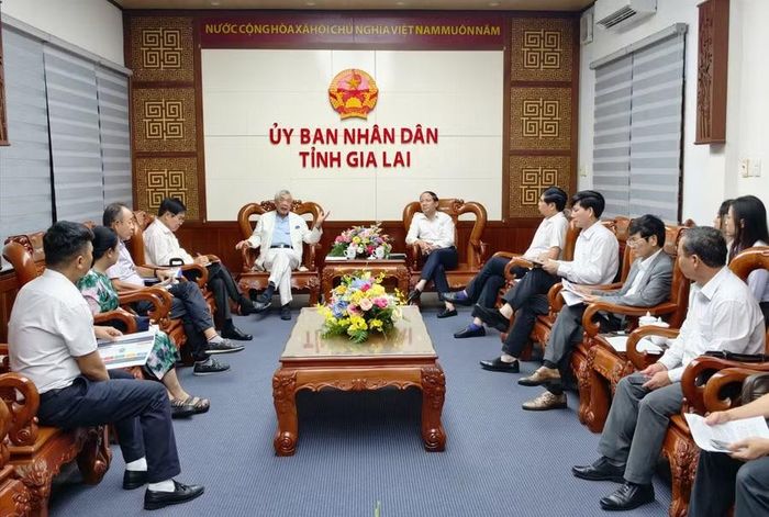  Quang cảnh buổi làm việc. Ảnh: Dũng Nhân 