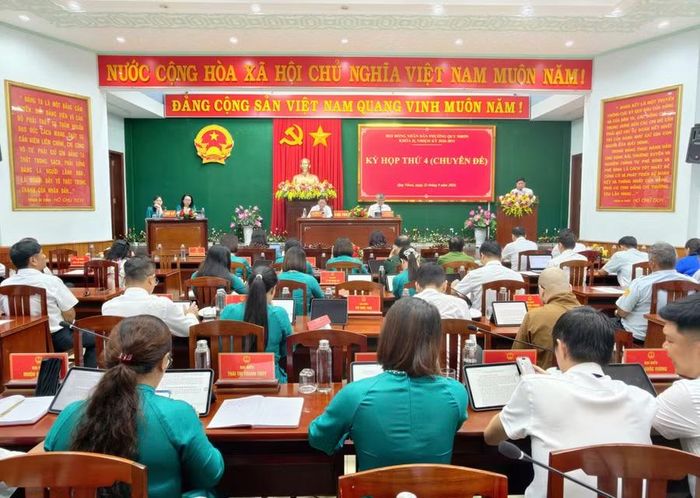 Quang cảnh kỳ họp. Ảnh: Dũng Nhân