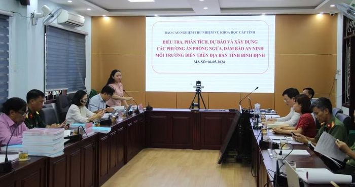 Quang cảnh hội đồng tổ chức nghiệm thu nhiệm vụ. Ảnh: T.L