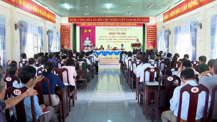  Quang cảnh hội nghị tiếp xúc cử tri tại phường An Phú. Ảnh: Hà Duy 