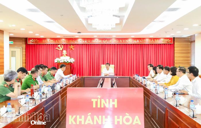 Quang cảnh hội nghị.