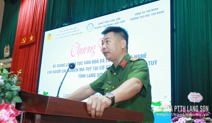 Trưởng Phòng Cảnh sát điều tra tội phạm về ma túy, Công an tỉnh phát biểu tại chương trình