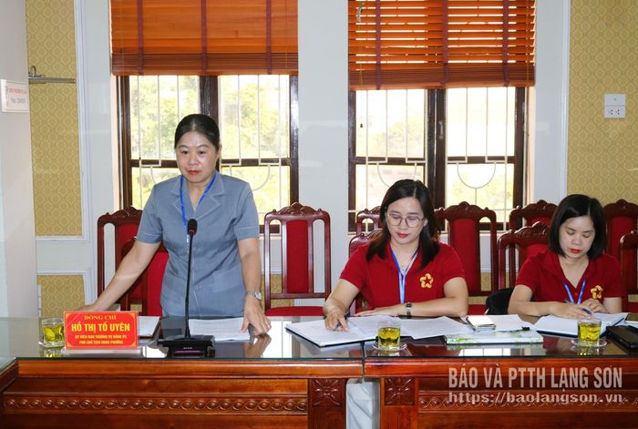 Lãnh đạo UBND phường Kỳ Lừa phát biểu làm rõ thêm một số vấn đề đoàn kiểm tra quan tâm
