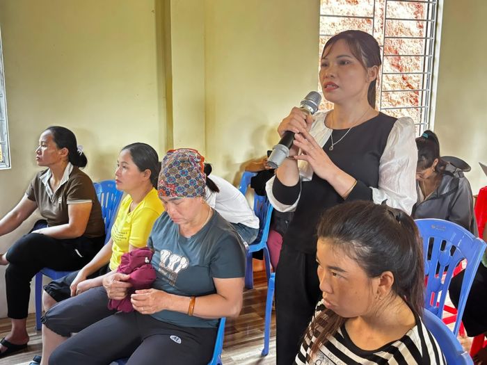 Đại diện người dân nêu ý kiến tại buổi đối thoại.