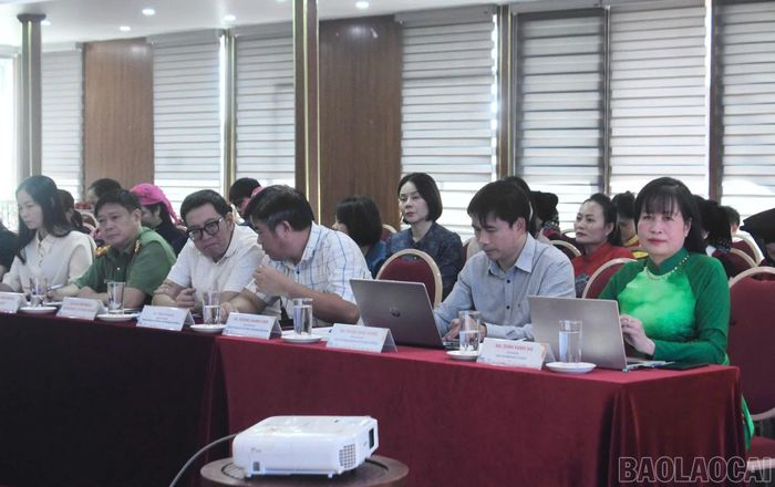 Đại biểu dự hội nghị.