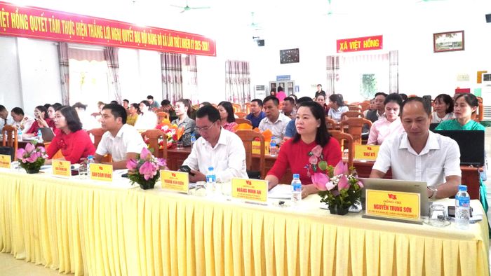 Ban giám khảo hội thi.