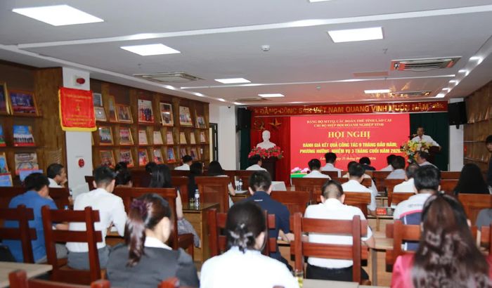 Quang cảnh hội nghị Chi bộ Hiệp hội Doanh nghiệp tỉnh Lào Cai.
