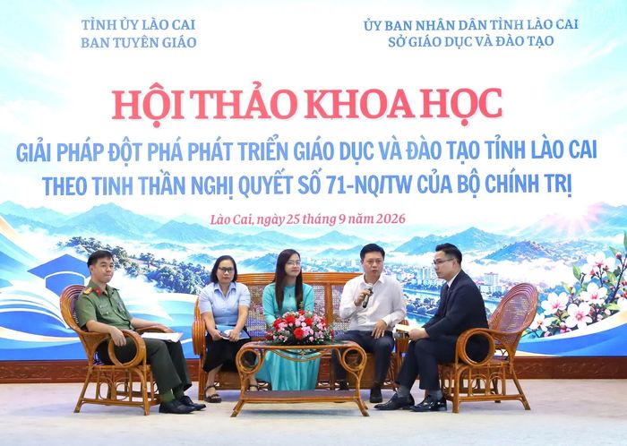 Các đại biểu tham gia trao đổi tại phiên thảo luận thứ hai.