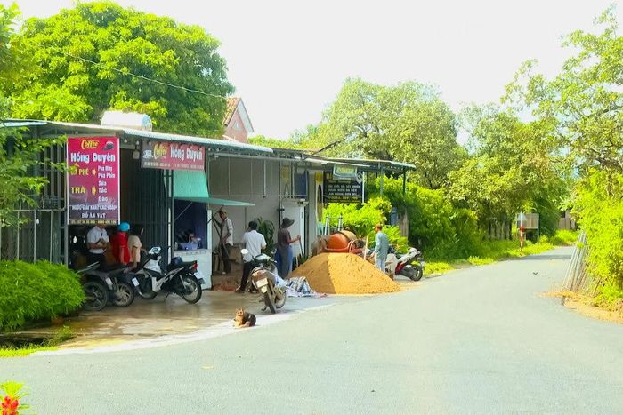 Giao thông thuận lợi, diện mạo nông thôn mới khởi sắc sẽ giúp hoạt động sản xuất, kinh doanh của người dân xã Bắc Ruộng phát triển hơn trong thời gian tới