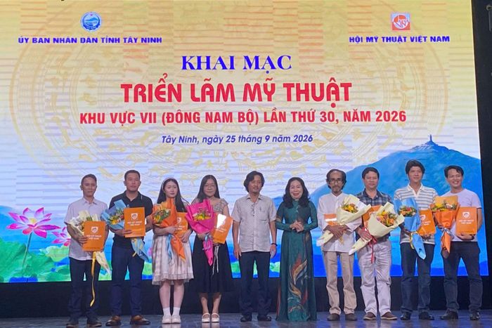 Các tác giả có tác phẩm được giới thiệu tham dự Giải thưởng của Liên hiệp các Hội Văn học Nghệ thuật Việt Nam