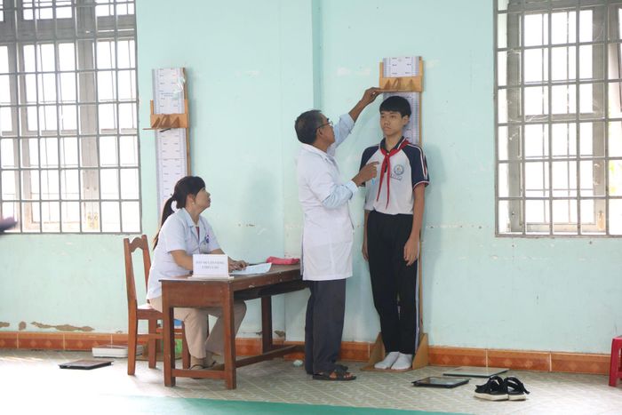 Lâm Đồng đẩy mạnh công tác khám sức khỏe định kỳ hoặc khám sàng lọc miễn phí cho người dân trên địa bàn