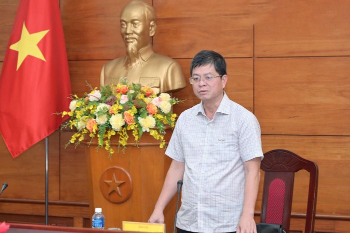 Ủy viên Ban Thường vụ Tỉnh ủy, Phó Chủ tịch Thường trực UBND tỉnh Lâm Đồng Nguyễn Hồng Hải phát biểu chỉ đạo tại cuộc họp