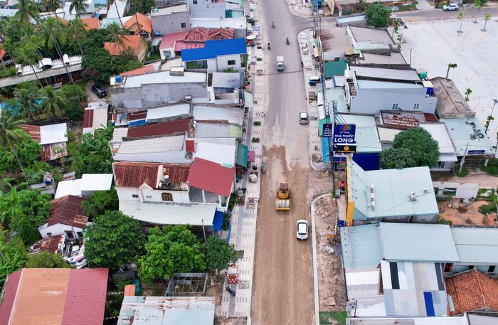 Toàn cảnh Dự án sửa chữa, nâng cấp đường Nguyễn Đình Chiểu và đường Huỳnh Thúc Kháng. (Ảnh Ngọc Bảo)