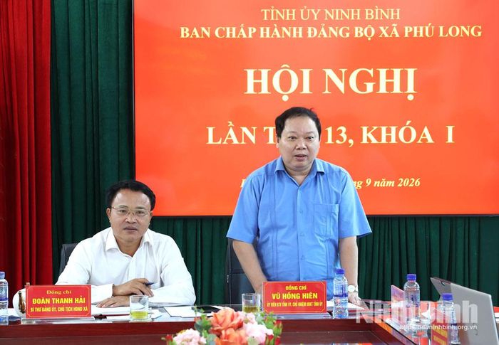 Đồng chí Vũ Hồng Hiên, Ủy viên Ban Thường vụ Tỉnh ủy, Chủ nhiệm Ủy ban Kiểm tra Tỉnh ủy phát biểu tại Hội nghị.