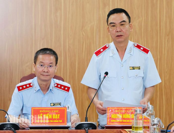 Đồng chí Nguyễn Hồng Điệp, Trưởng Ban Tiếp công dân Trung ương phát biếu tại phiên tiếp công dân.