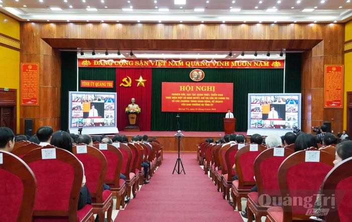 Quang cảnh hội nghị - Ảnh: X.P
